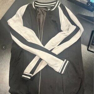 Rue21 XL Womens Black and White Striped Bomber Windbreaker‎ Lightweight Jacket
